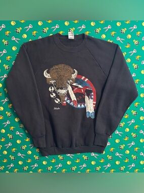 Fruit of the Loom Black Buffalo Graphic Sweatshirt